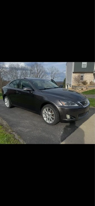 2010 Lexus IS 2nd Gen - Image 2 of 10