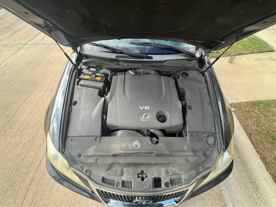 2010 Lexus IS 2nd Gen - Image 8 of 8