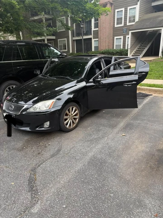 2010 Lexus IS 2nd Gen - Image 2 of 5