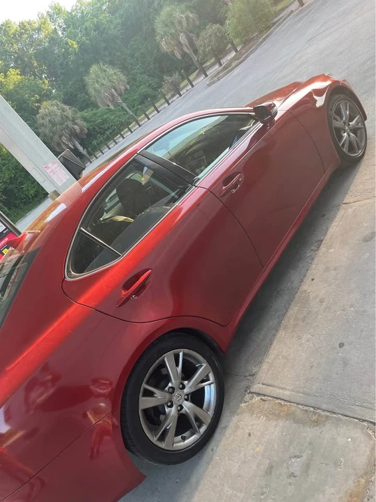 2010 Lexus IS 2nd Gen - Image 2 of 4