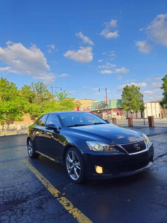 2010 Lexus IS 2nd Gen - Image 4 of 13