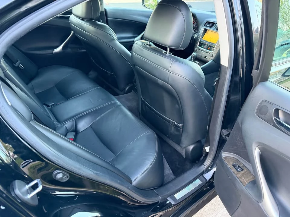2010 Lexus IS 2nd Gen - Image 13 of 16