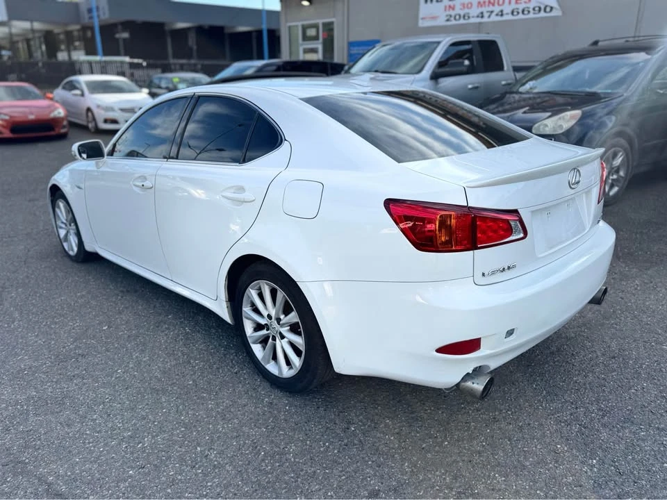 2010 Lexus IS 2nd Gen - Image 7 of 20