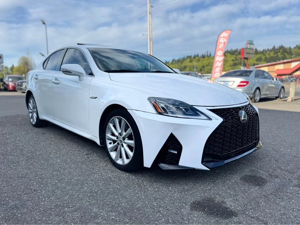 2010 Lexus IS 2nd Gen - Image 4 of 20