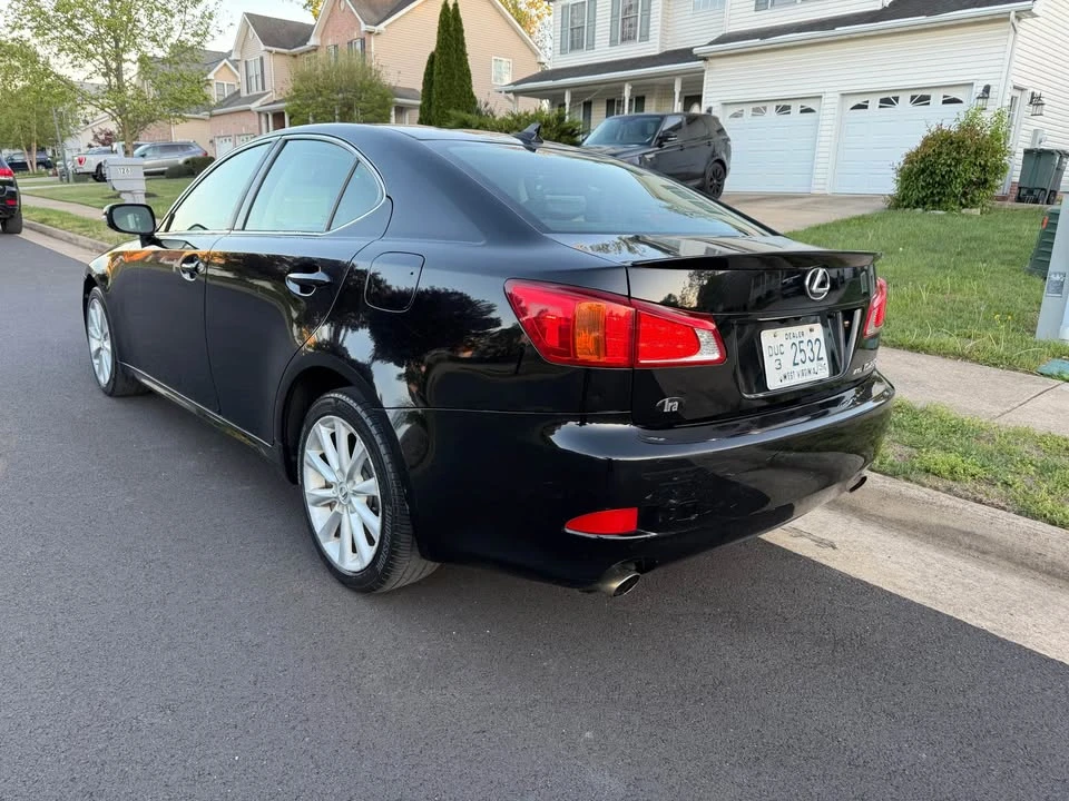 2010 Lexus IS 2nd Gen - Image 4 of 16