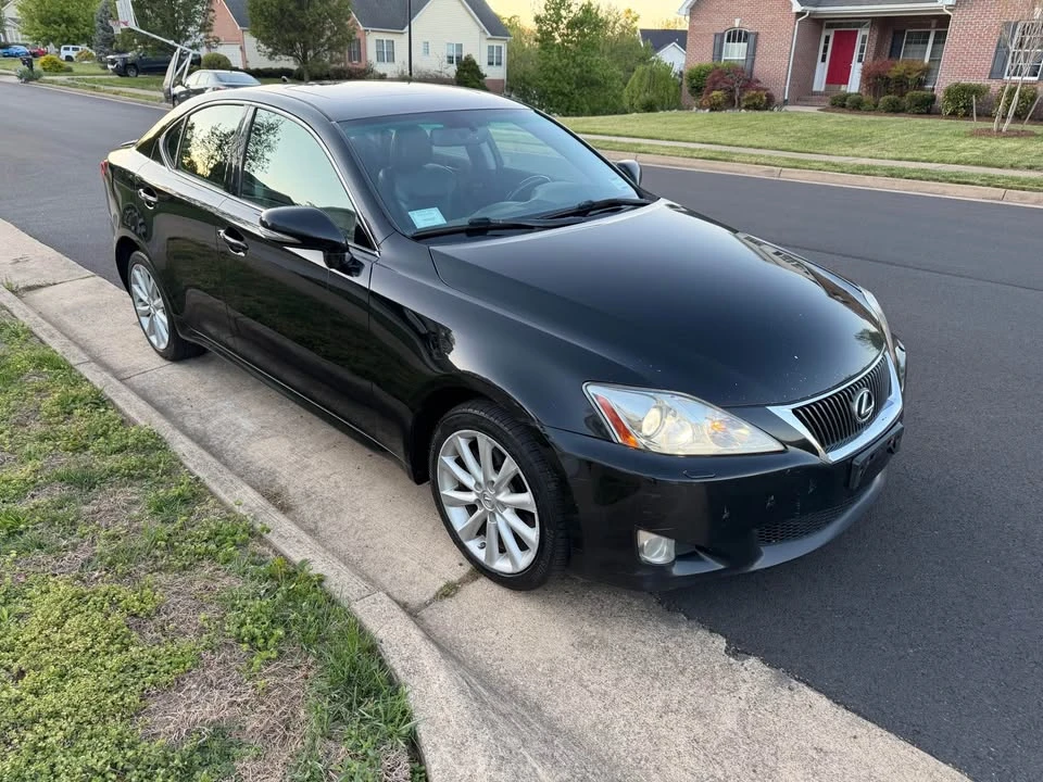 2010 Lexus IS 2nd Gen - Image 6 of 16