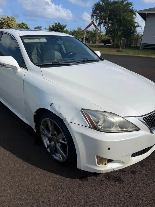 2010 Lexus IS 2nd Gen - Image 5 of 11