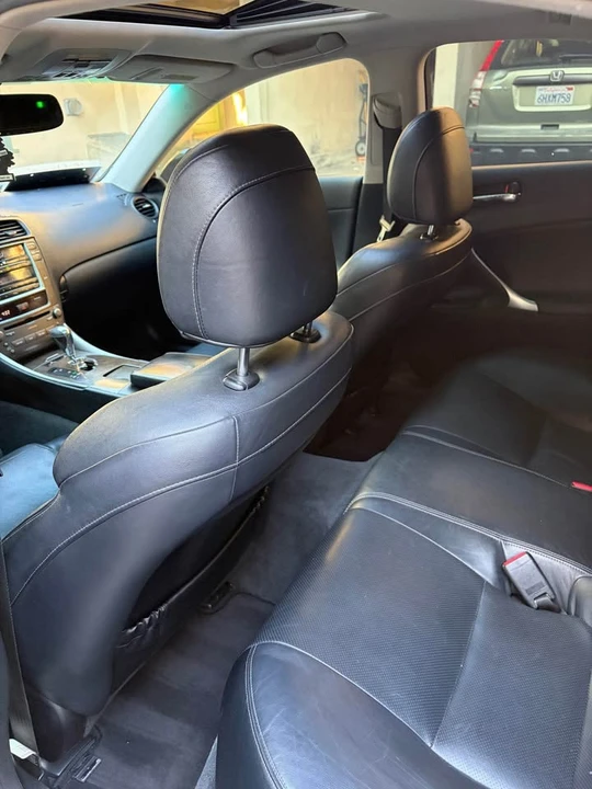2010 Lexus IS 2nd Gen - Image 12 of 13
