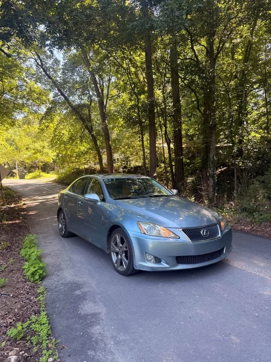 2010 Lexus IS 2nd Gen - Image 2 of 3