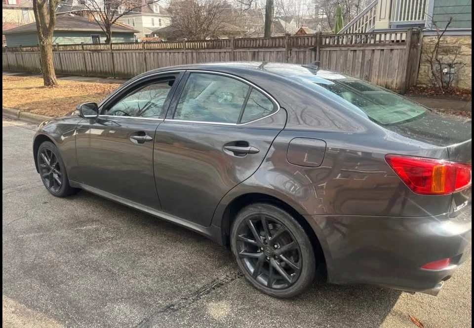 2010 Lexus IS 2nd Gen - Image 4 of 9