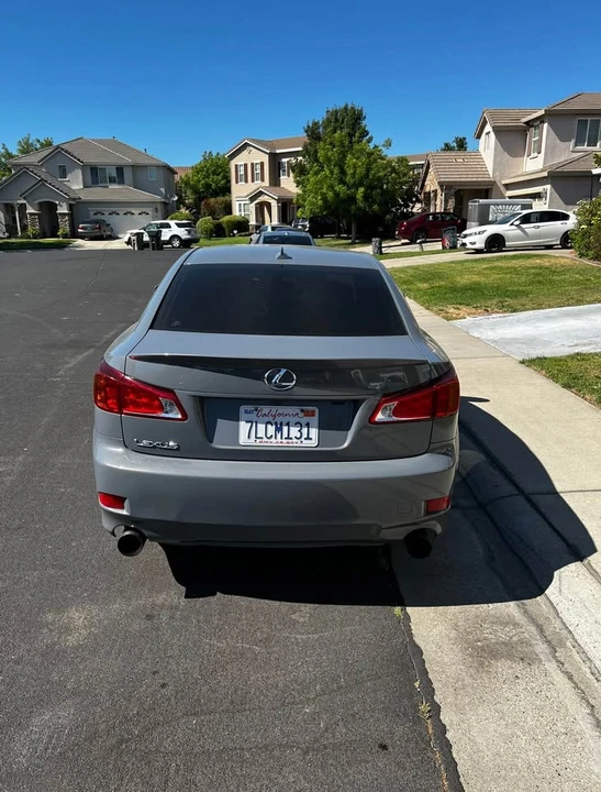 2010 Lexus IS 2nd Gen - Image 2 of 8