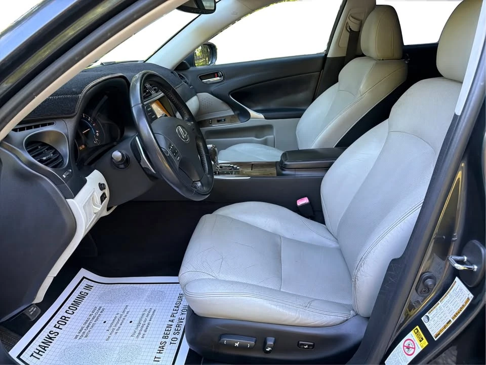 2010 Lexus IS 2nd Gen - Image 8 of 18