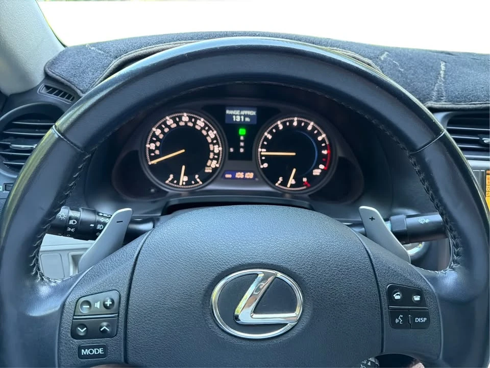 2010 Lexus IS 2nd Gen - Image 17 of 18