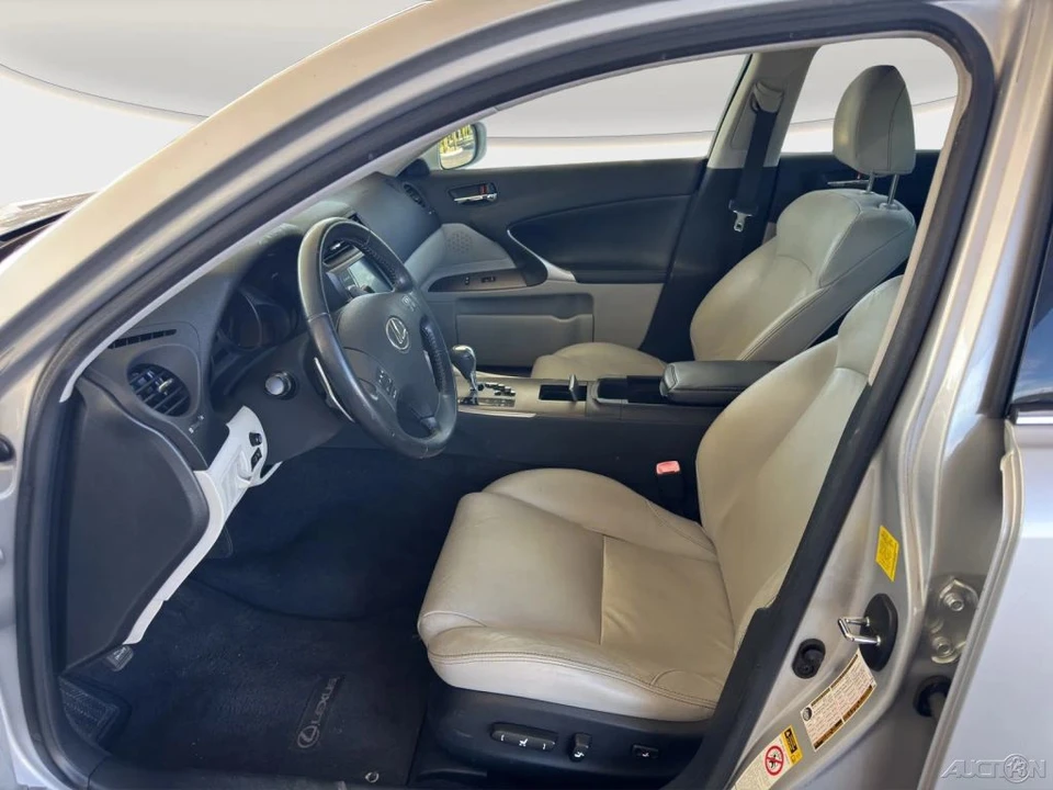 2010 Lexus IS 2nd Gen - Image 8 of 24