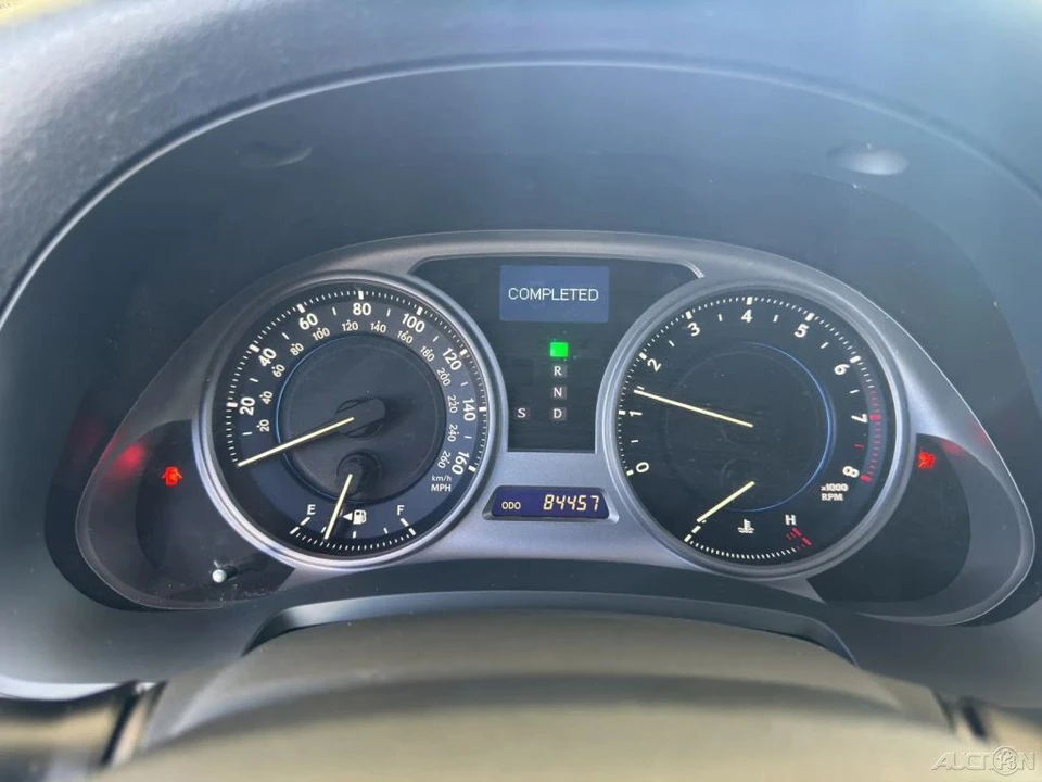 2010 Lexus IS 2nd Gen - Image 11 of 24