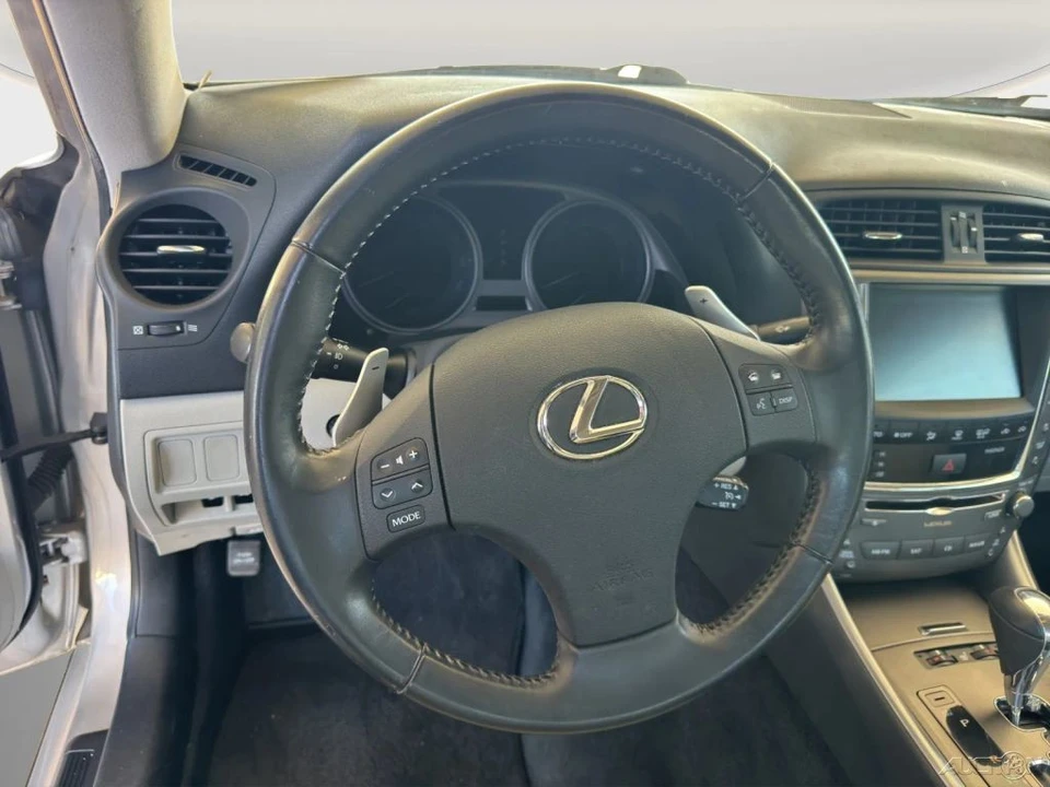 2010 Lexus IS 2nd Gen - Image 9 of 24