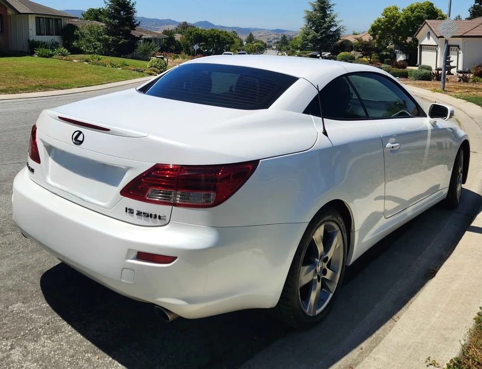 2010 Lexus IS 2nd Gen - Image 4 of 14
