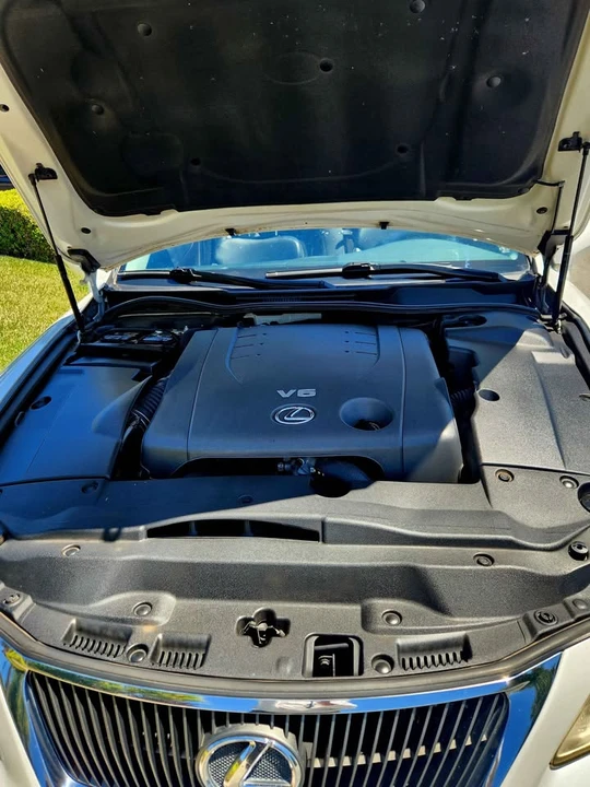 2010 Lexus IS 2nd Gen - Image 12 of 14