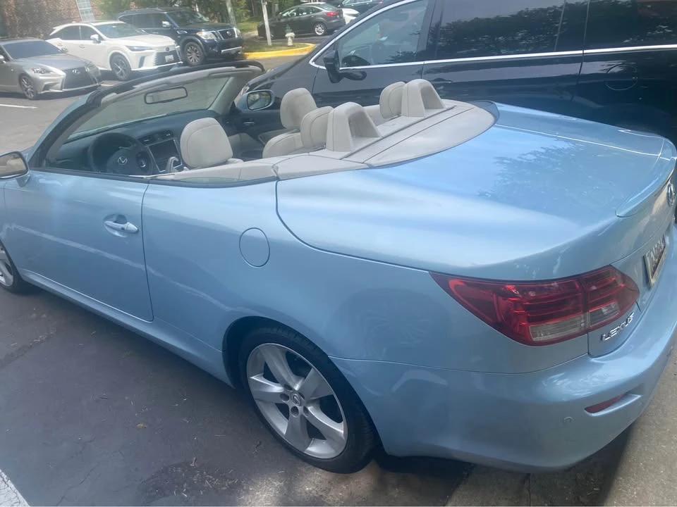 2010 Lexus IS 2nd Gen - Image 5 of 21