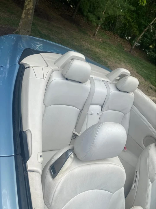 2010 Lexus IS 2nd Gen - Image 19 of 21
