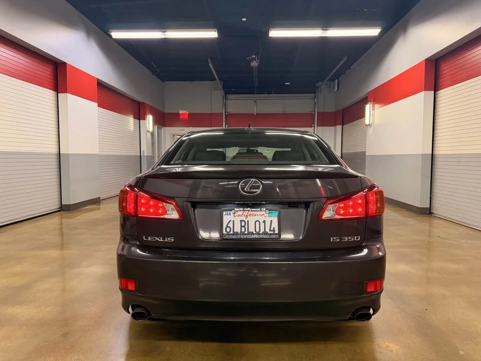 2010 Lexus IS 2nd Gen - Image 11 of 11