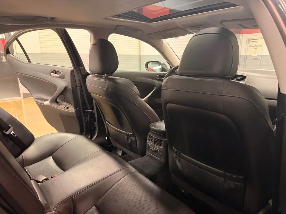 2010 Lexus IS 2nd Gen - Image 5 of 11