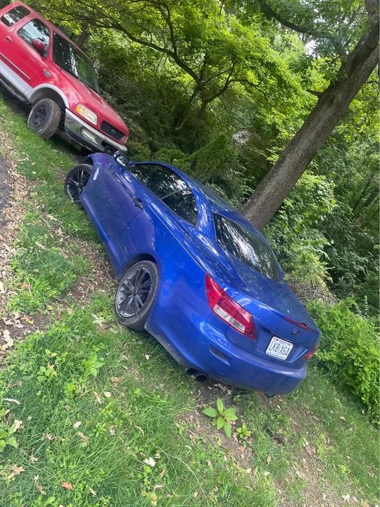 2010 Lexus IS 2nd Gen - Image 2 of 10