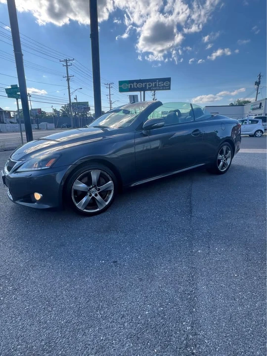 2010 Lexus IS 2nd Gen - Image 18 of 18