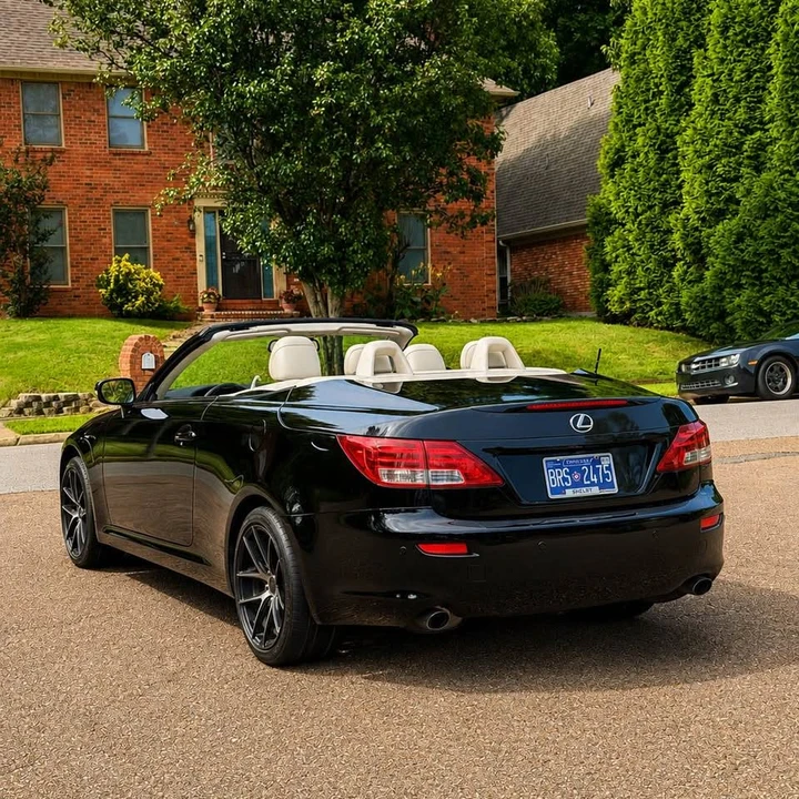 2010 Lexus IS 2nd Gen - Image 7 of 10