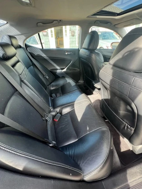2010 Lexus IS 2nd Gen - Image 13 of 15