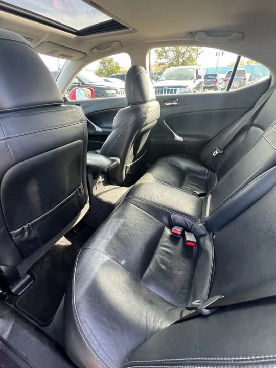 2010 Lexus IS 2nd Gen - Image 11 of 15