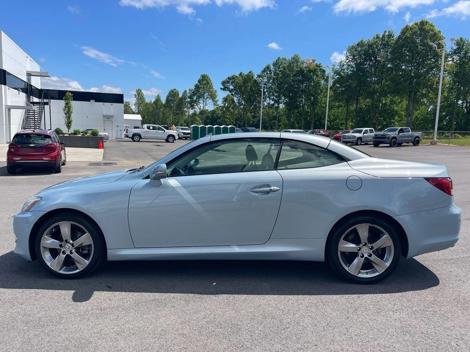 2010 Lexus IS 2nd Gen - Image 2 of 12