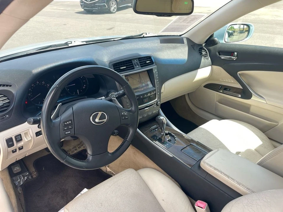 2010 Lexus IS 2nd Gen - Image 11 of 12