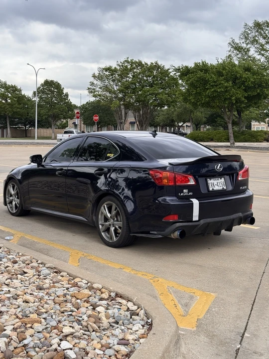 2010 Lexus IS 2nd Gen - Image 2 of 3