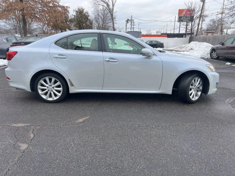 2010 Lexus IS 2nd Gen - Image 5 of 12