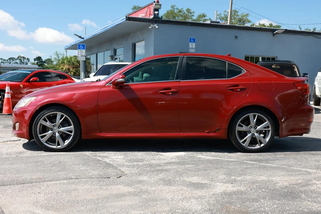 2010 Lexus IS 2nd Gen - Image 3 of 31