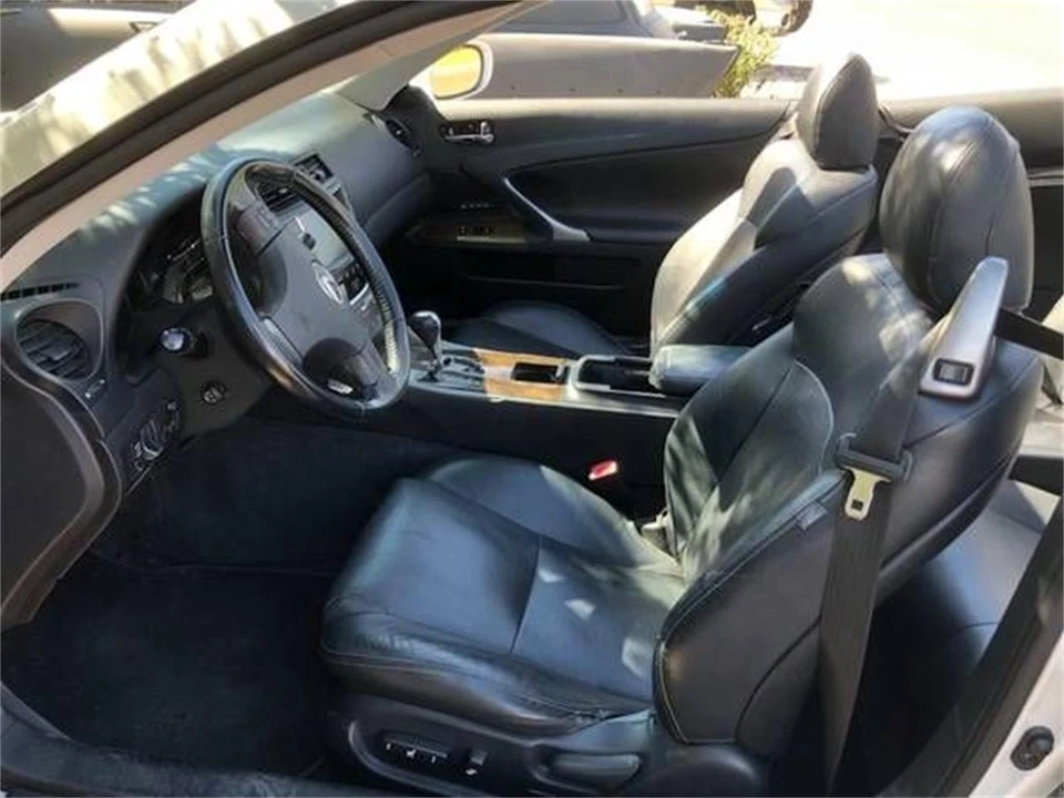 2010 Lexus IS 2nd Gen - Image 3 of 5