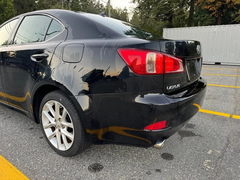 2010 Lexus IS 2nd Gen - Image 8 of 20
