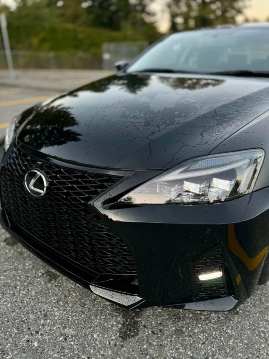 2010 Lexus IS 2nd Gen - Image 14 of 20