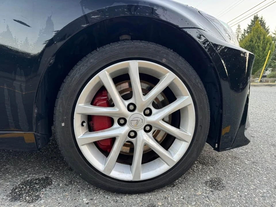 2010 Lexus IS 2nd Gen - Image 5 of 20
