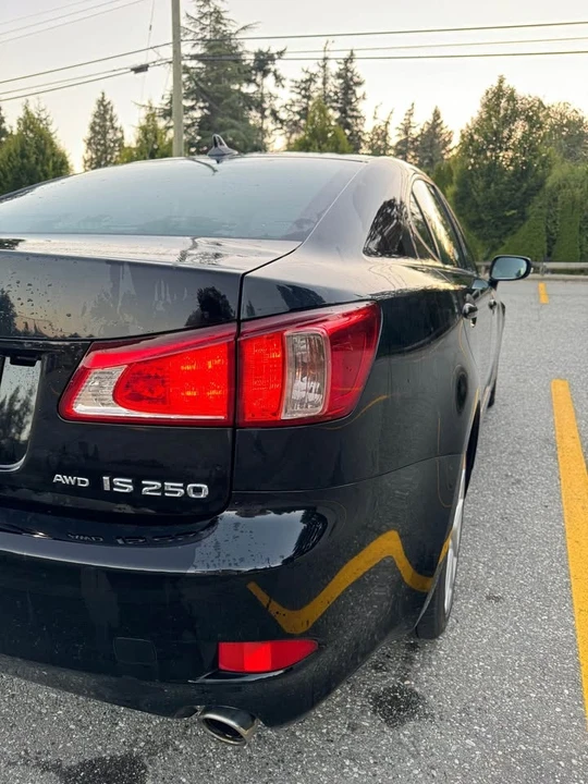 2010 Lexus IS 2nd Gen - Image 6 of 20