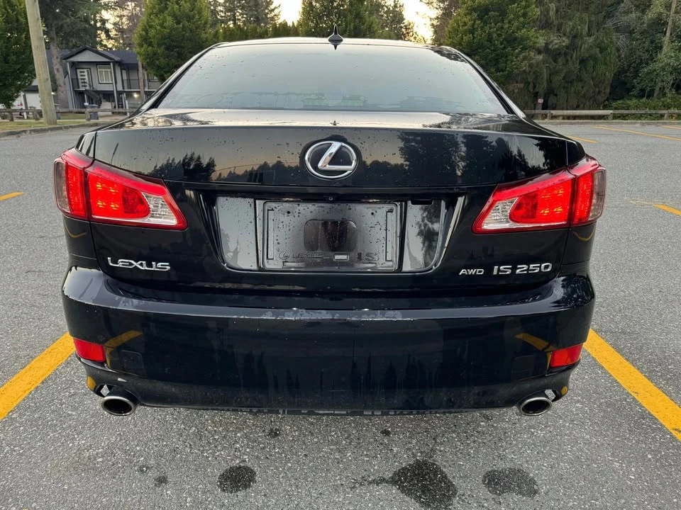 2010 Lexus IS 2nd Gen - Image 7 of 20