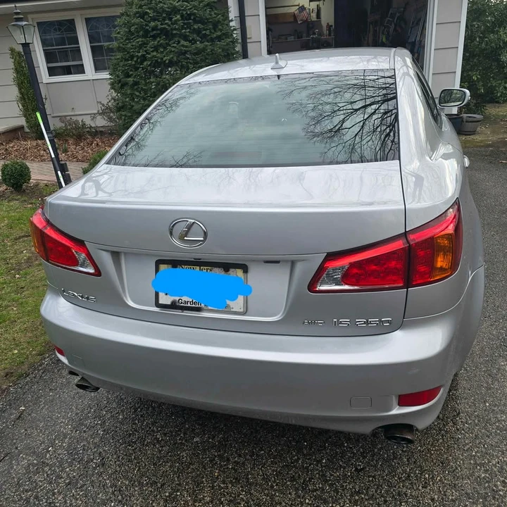 2010 Lexus IS 2nd Gen - Image 8 of 8