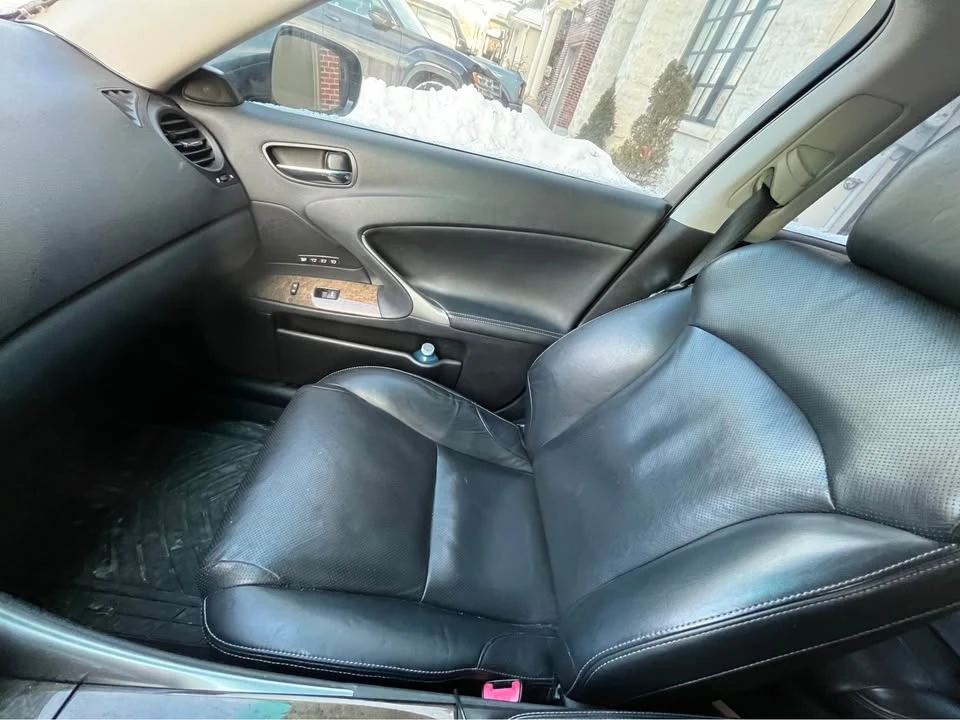 2010 Lexus IS 2nd Gen - Image 9 of 10