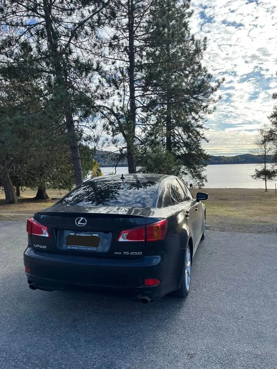 2010 Lexus IS 2nd Gen - Image 2 of 10