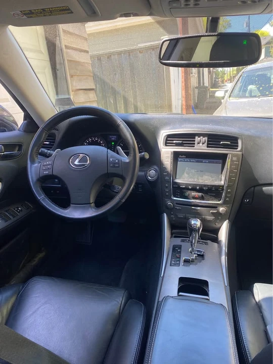 2010 Lexus IS 2nd Gen - Image 7 of 10