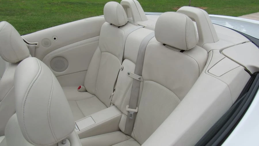 2010 Lexus IS 2nd Gen - Image 5 of 11