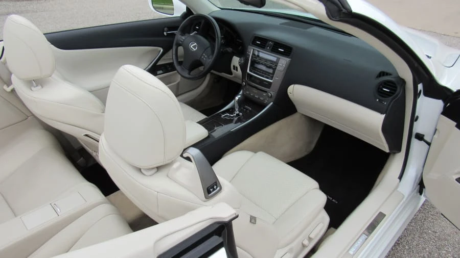 2010 Lexus IS 2nd Gen - Image 6 of 11