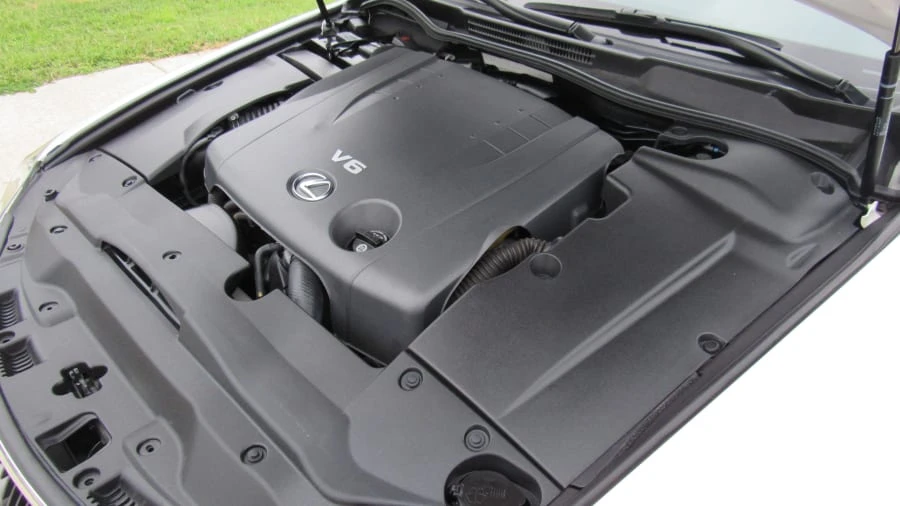 2010 Lexus IS 2nd Gen - Image 7 of 11