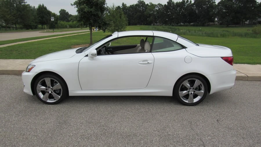2010 Lexus IS 2nd Gen - Image 10 of 11